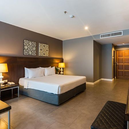 Sea Me Spring Hotel Паттая Екстер'єр фото
