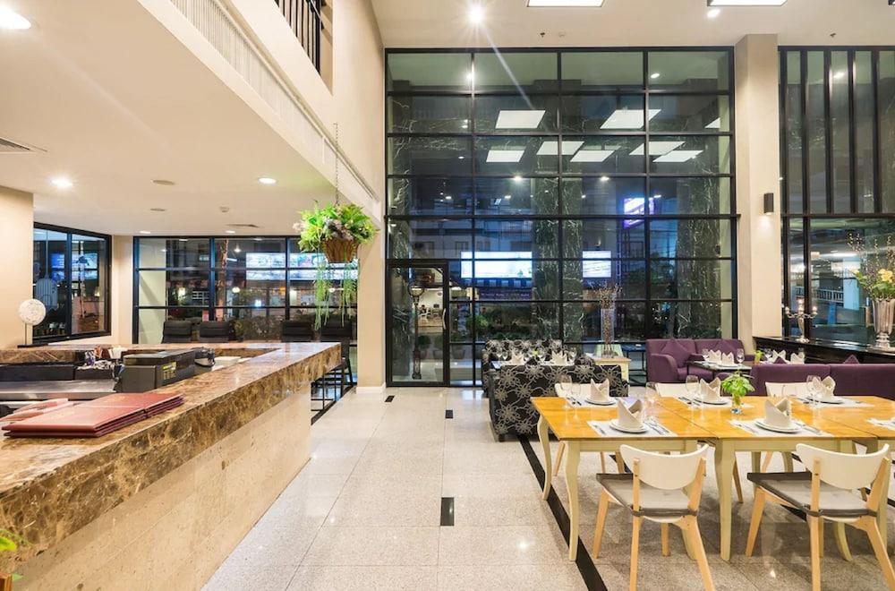 Sea Me Spring Hotel Паттая Екстер'єр фото
