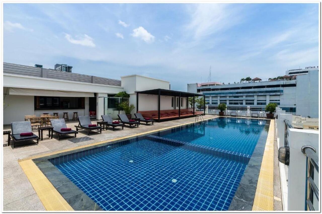 Sea Me Spring Hotel Паттая Екстер'єр фото