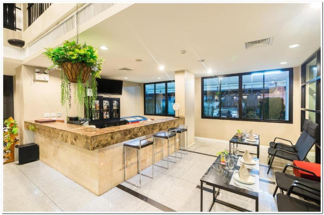 Sea Me Spring Hotel Паттая Екстер'єр фото