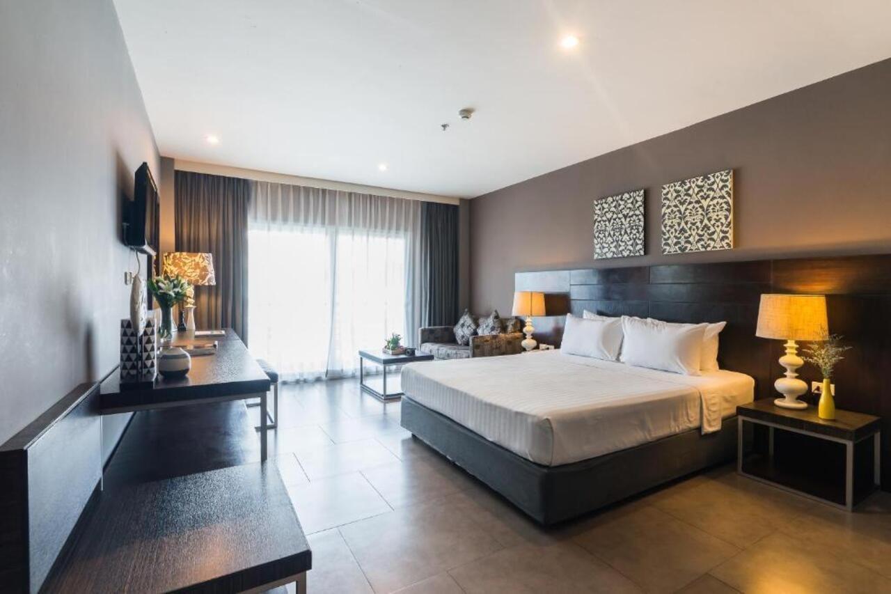 Sea Me Spring Hotel Паттая Екстер'єр фото